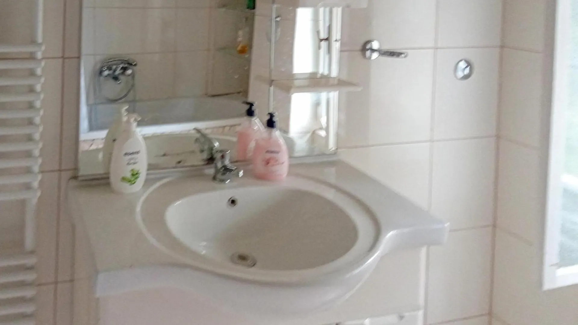 3 Bedroom Nice Apartment In Rijeka